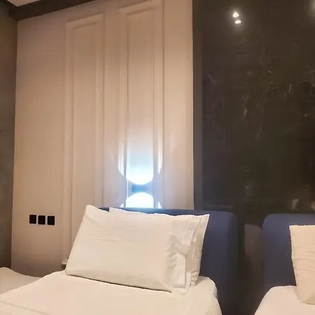 Remarkable Appartement Tirana