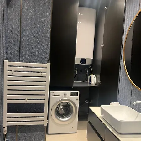 Apartment Remarkable *