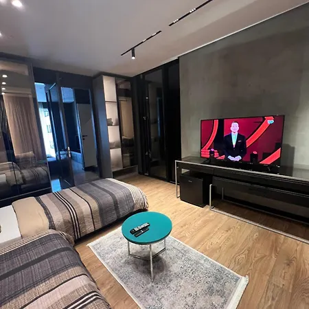 Remarkable Apartment *